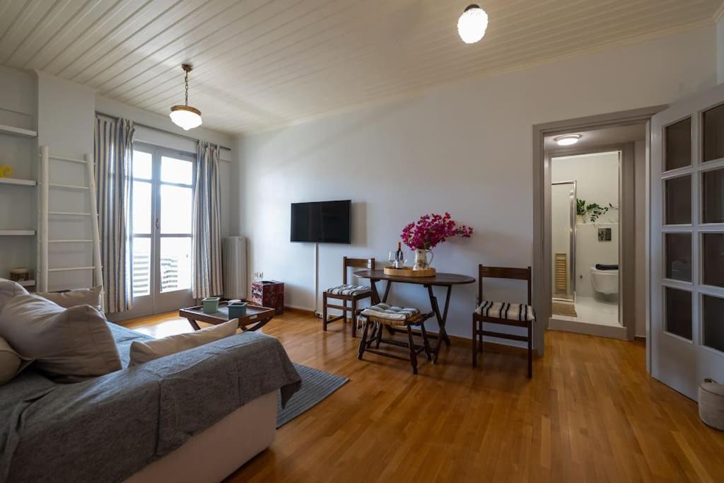 Panoramic Cityview Apartment Kalamata